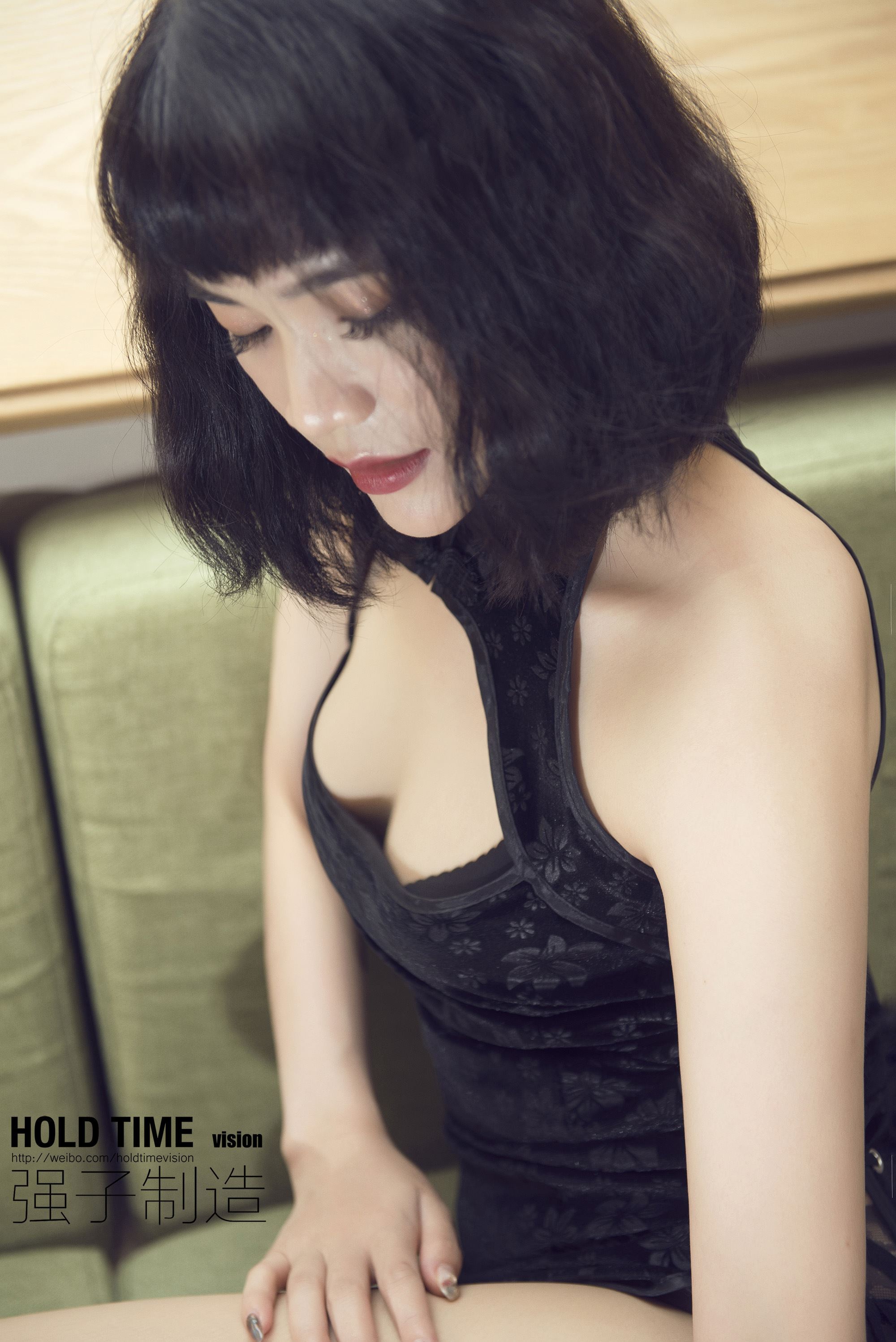 Ligui丽柜 2022.04.13《惬意的玉足》玉儿